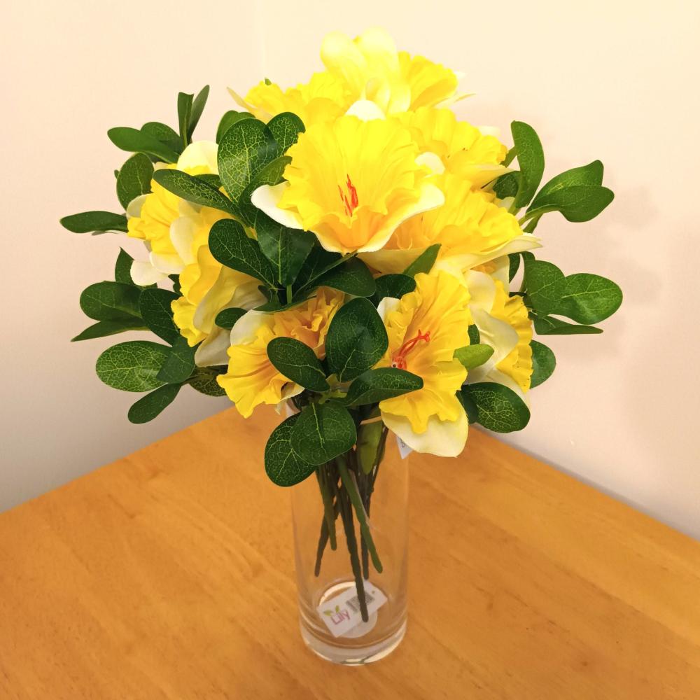 Spring Flowers | Artificial Daffodil Flowers with Foliage Filler Arrangement Arrangements Arrangements